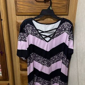 Elegant Women's Chevron Blouse in Black and Purple